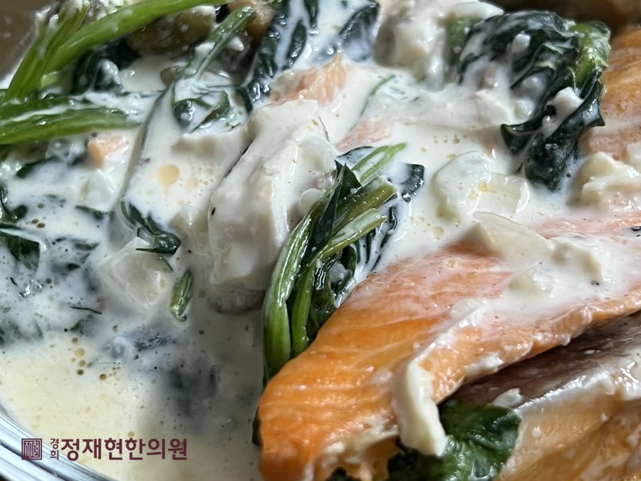 쏘옥다이어트 키토바이브 크림소스 연어스테이크, 혈당 안 올리는 점심 한 끼의 비밀 사진 6
